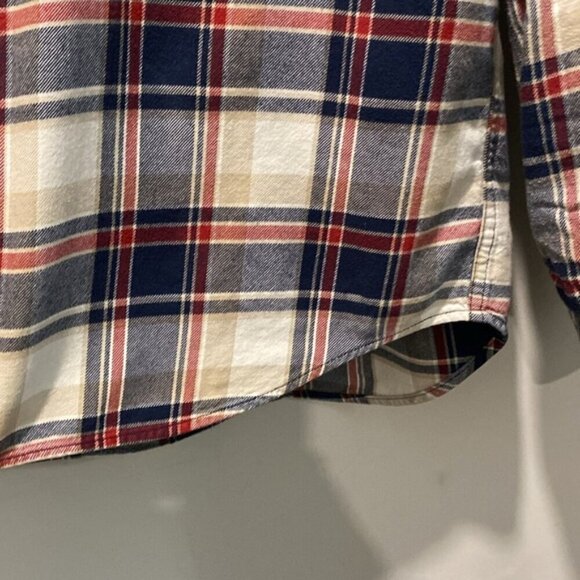 Uniqlo flannel Shirt Plaid Button-Down Shirt Size Medium - Picture 10 of 11